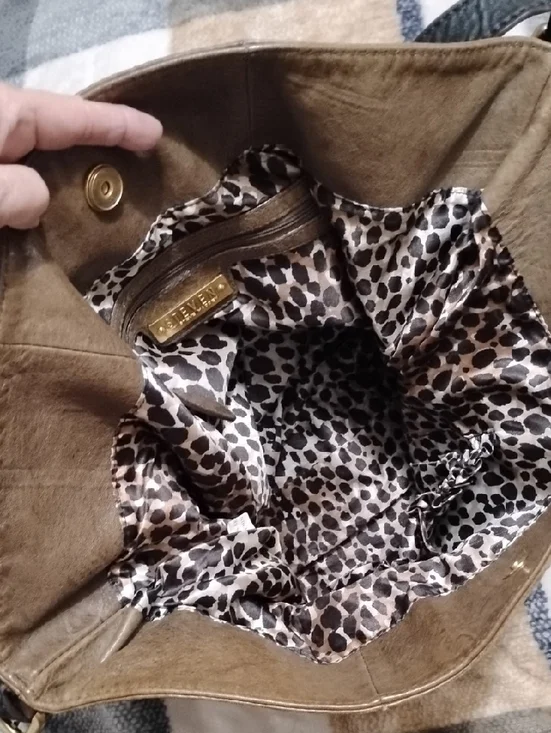 STEVE MADDEN  Leather Vintage Brown & Black Tote Satchel! Brass Turn Lock Clasp! - Picture 10 of 12